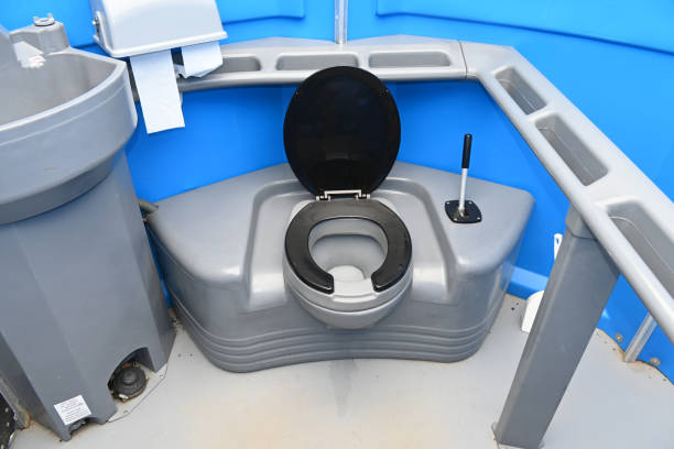 Best Porta potty delivery and setup  in Zelienople, PA